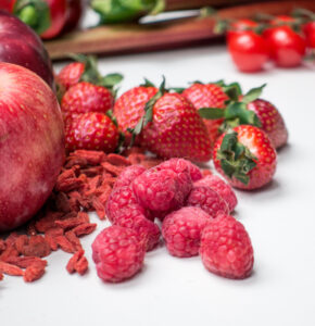 ягоды и фрукты